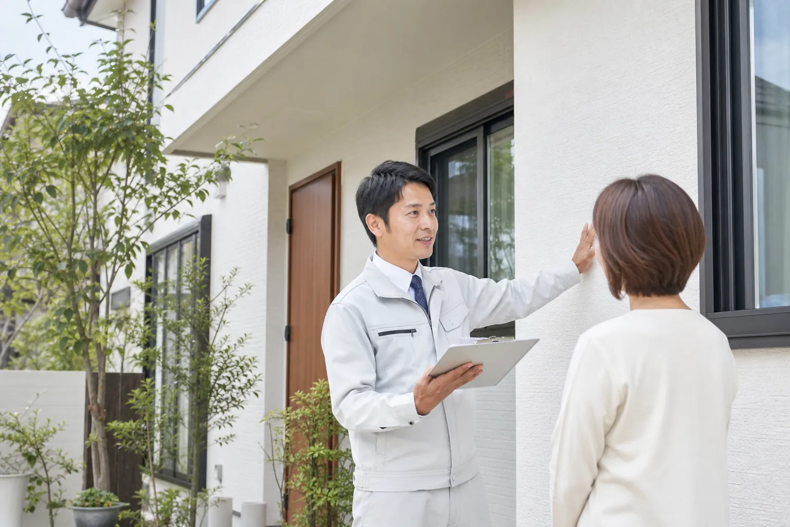 外壁塗装はどこに頼むべき？見積もり比較で確認したい施工後フォローと一年点検【知多市・阿久比町】
